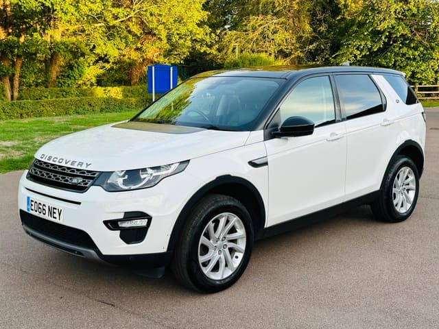 2016 Land Rover Discovery Sport SE Tech TD4 Auto - Image 1