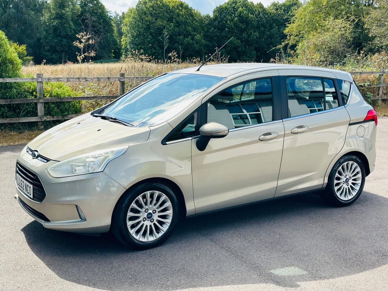 2012 Ford B-Max Titanium Auto