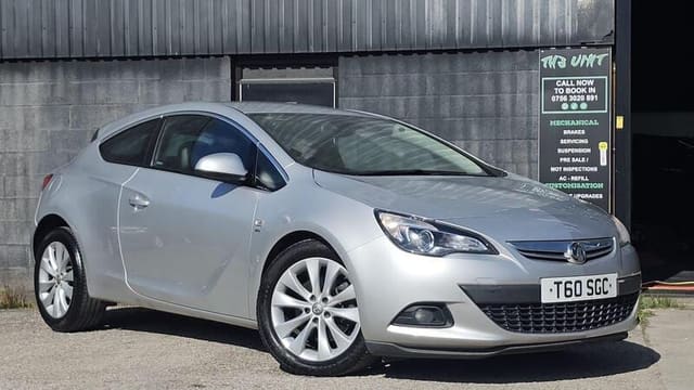 2017 Vauxhall Astra GTC SRi T S/S - Image 1
