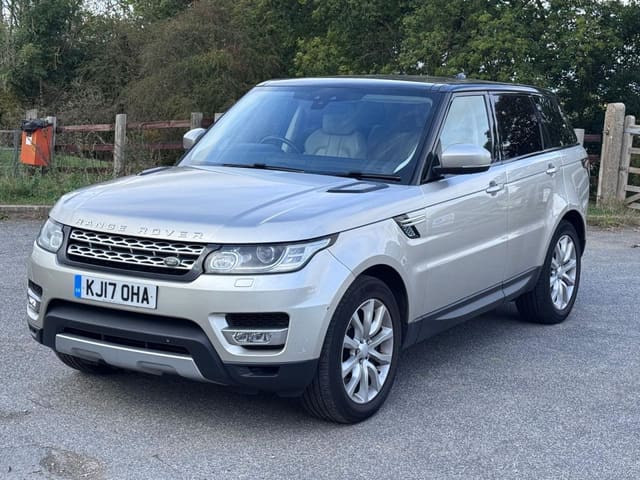 2017 Land Rover Range Rover Sport HSE SDV6 Auto - Image 1