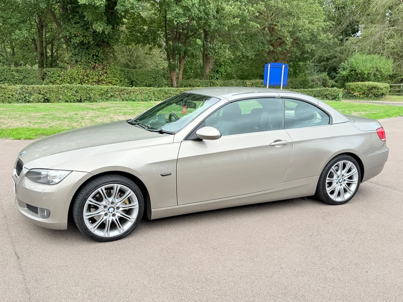 2007 BMW 325I SE