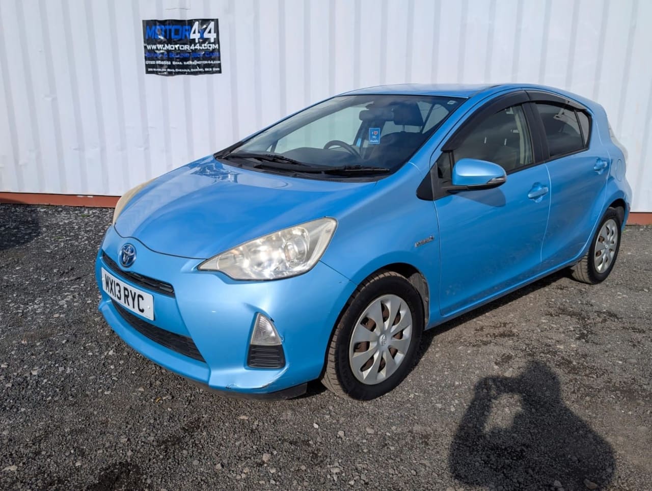 2013 TOYOTA AQUA HYBRID AUTO