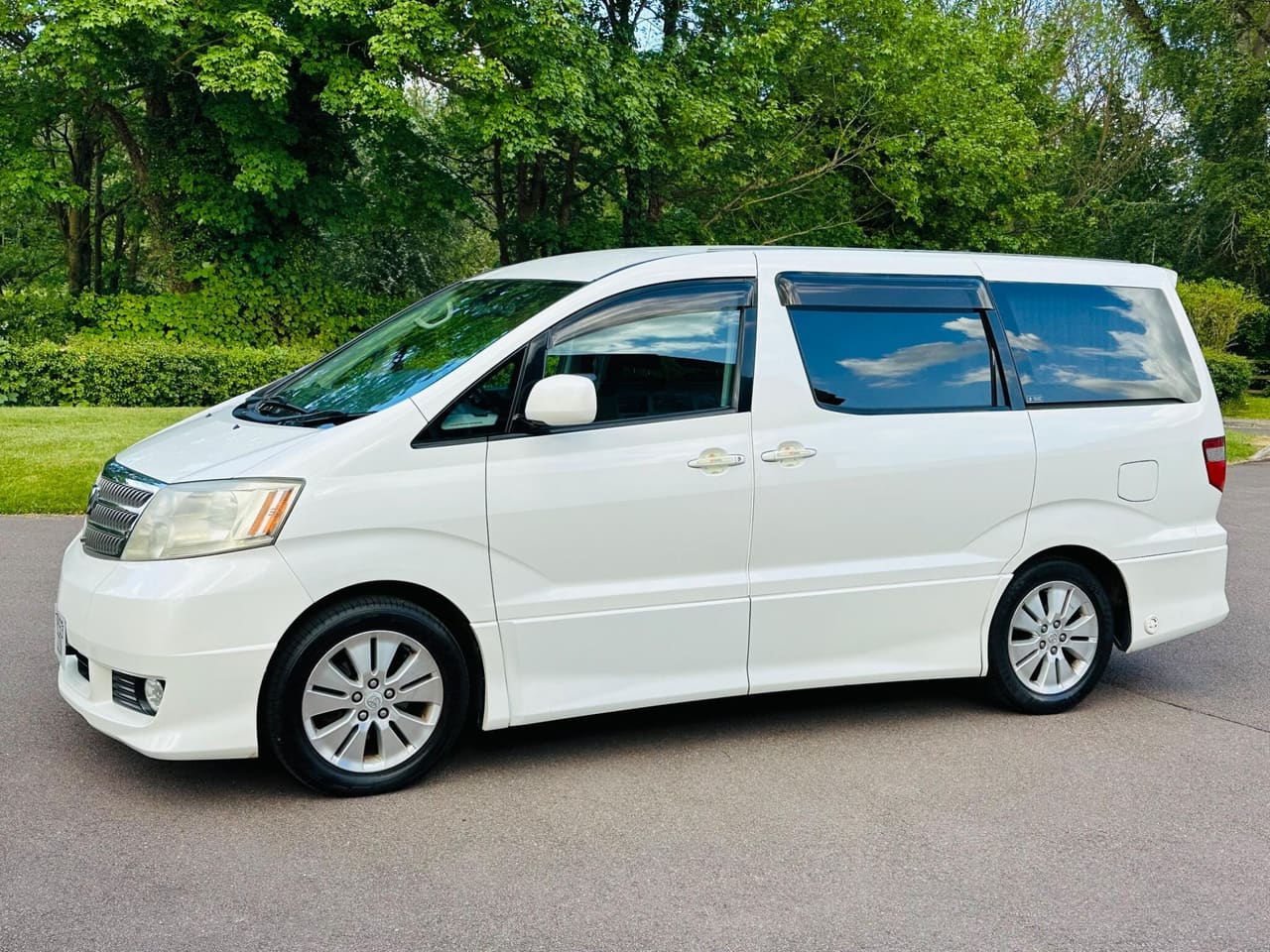 2003 TOYOTA ALPHARD