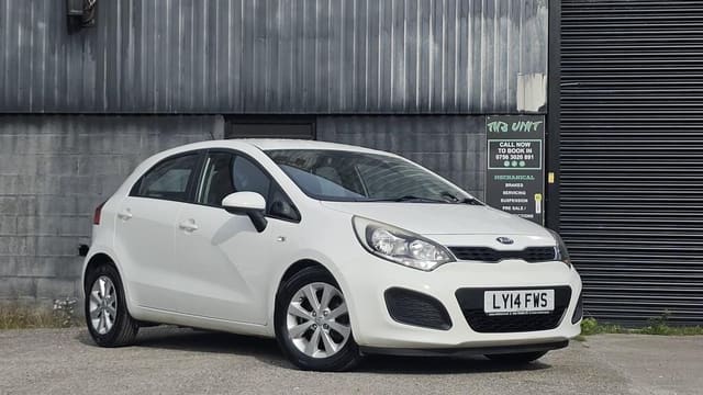 2014 Kia Rio VR7 - Image 1