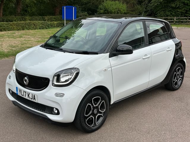 2017 Smart forfour Prime Premium+ Auto - Image 1