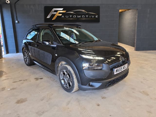 2015 Citroen C4 Cactus Feel Blue HDi - Image 1