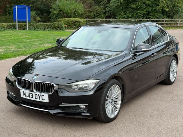 2013 BMW 328i Luxury Auto - Image 1