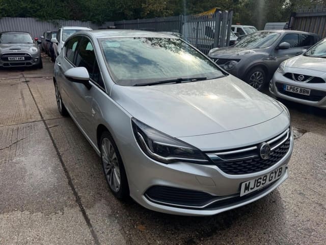 2019 Vauxhall Astra SRi VX-Line Nav T S/S - Image 1