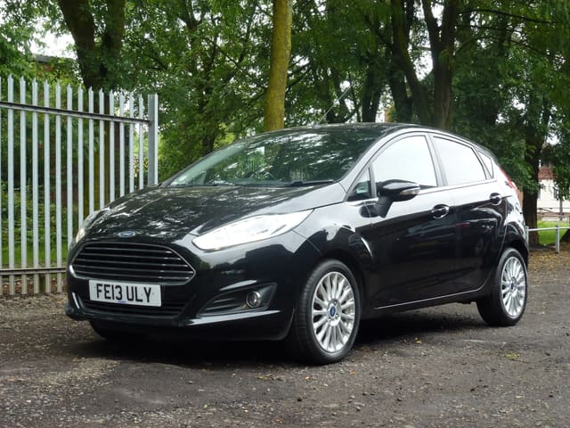 2013 Ford Fiesta Titanium - Image 1
