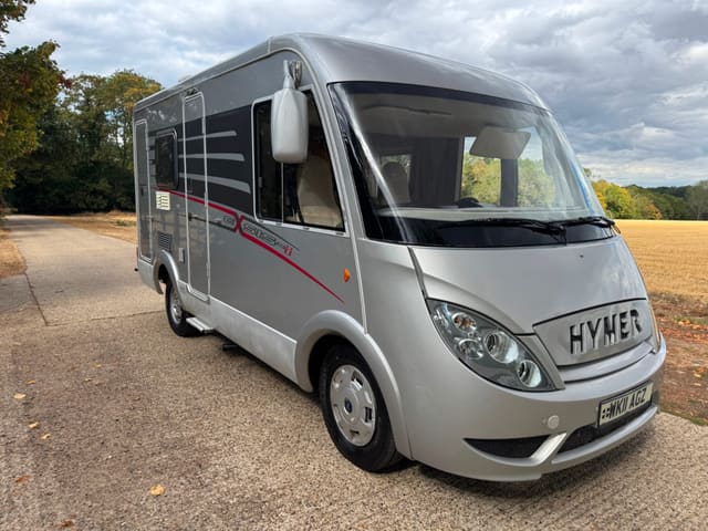 2011 Hymer Exsis-i Es-482 - Image 1