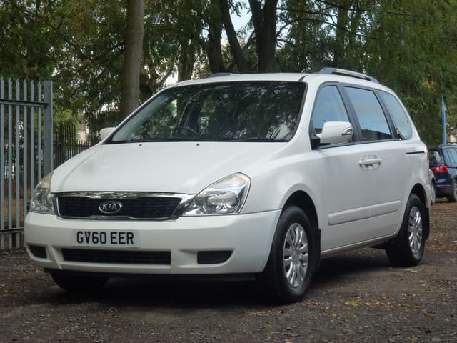 2011 Kia Sedona 1 CRDi - Image 1