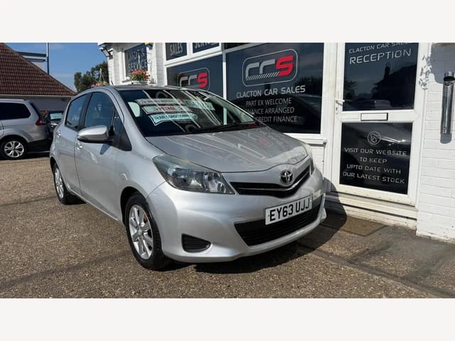 2013 Toyota Yaris TR VVT-i - Image 1