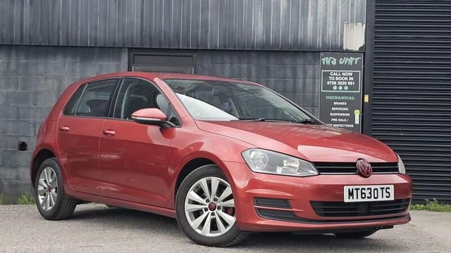 2013 Volkswagen Golf SE BlueMotion Technology TDI Semi-Auto - Image 1