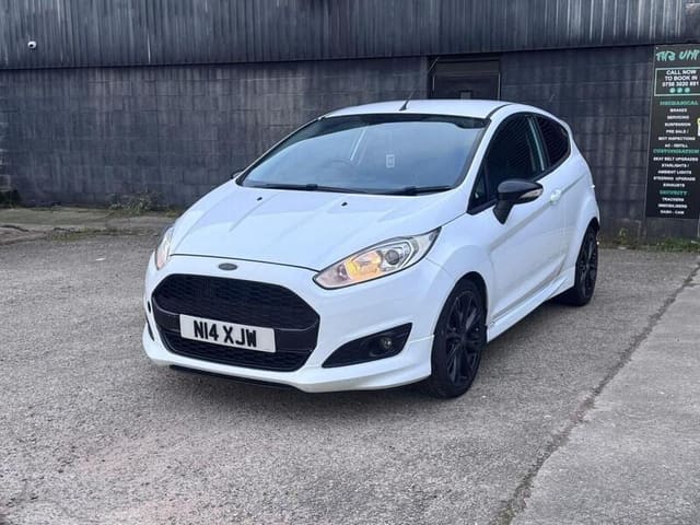 2014 Ford Fiesta Zetec S - Image 1