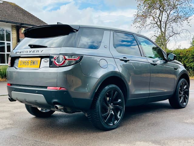 2016 Land Rover Discovery Sport Black HSE TD4 Auto - Image 1