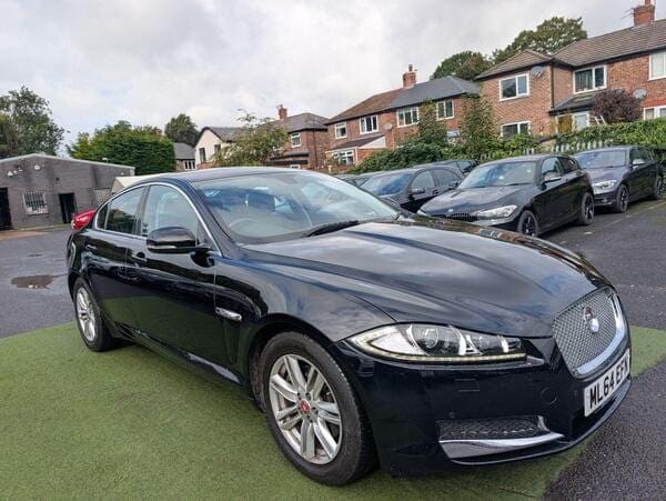 2014 Jaguar XF Luxury D Auto