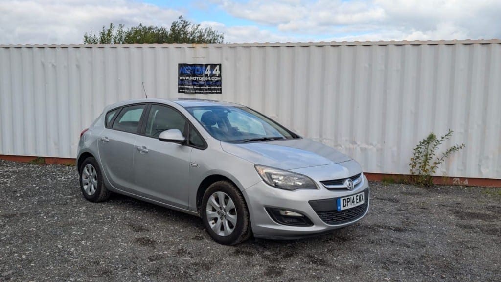 2014 Vauxhall Astra Design