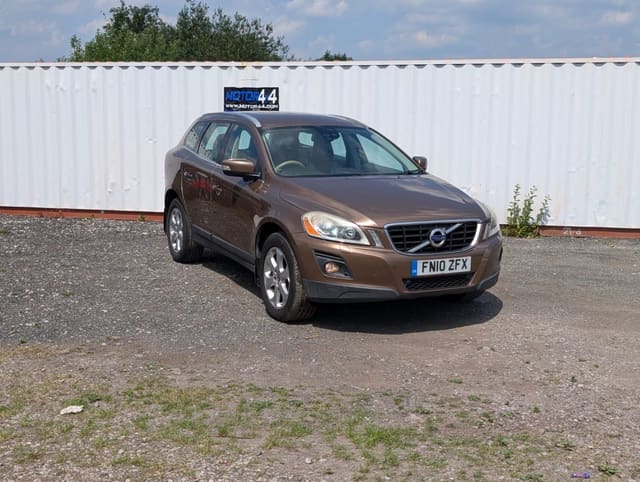 2010 Volvo XC60 SE Luxury AWD D5 Auto - Image 1