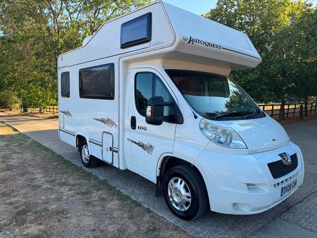2008 Peugeot Boxer 330 SWB - Image 1