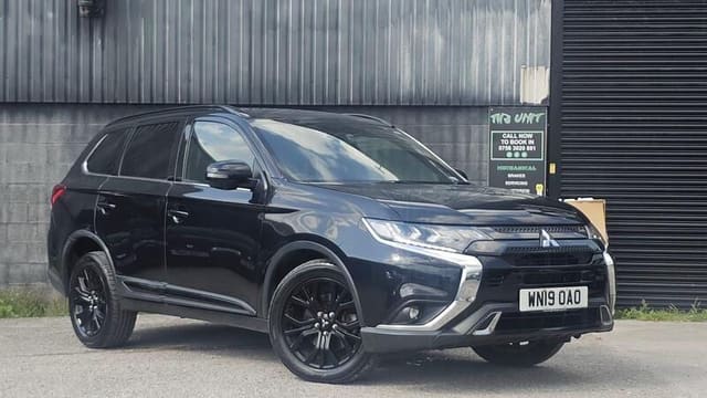 2019 Mitsubishi Outlander Black CVT - Image 1