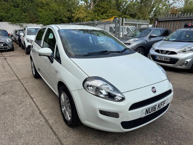 2016 Fiat Punto Pop+ - Image 1